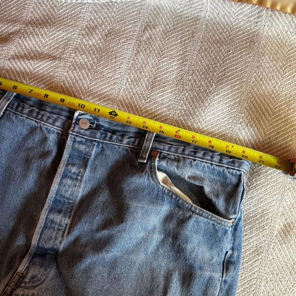 Vintage 90s Levis 501xx Mens 44x36 (40x31) Made in USA Denim Button Fly Jeans
